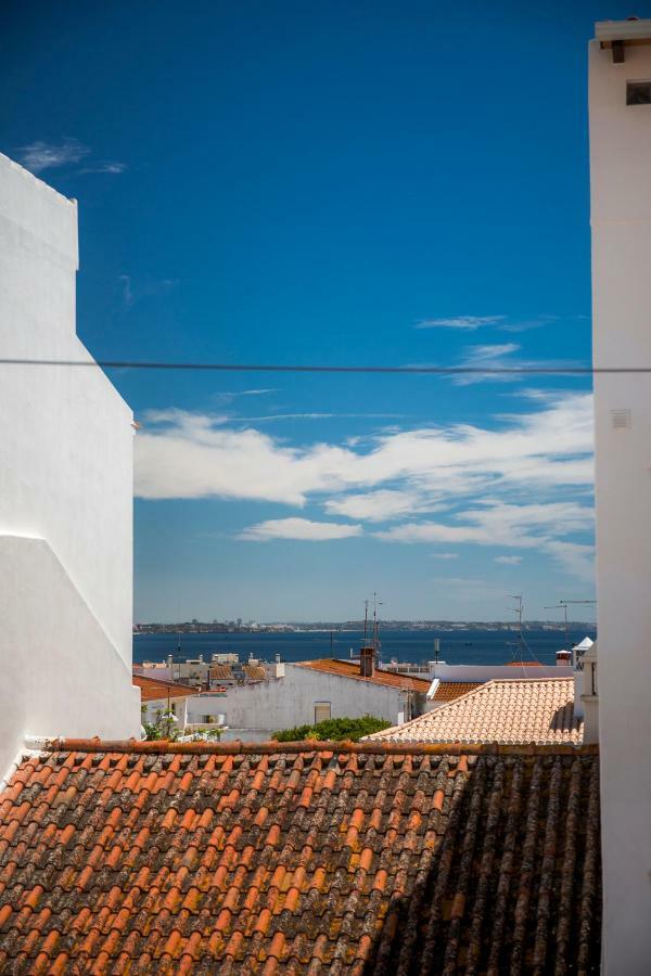Blue Door Bed and breakfast Lagos